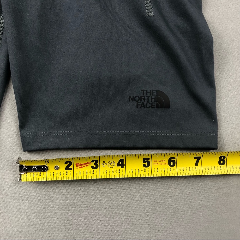 The North Face Women's Motivation Pocket 9” Short - Picture 2 of 14